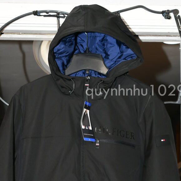 - Tommy Hilfiger Men's Performance Jacket - Picture 11 of 11